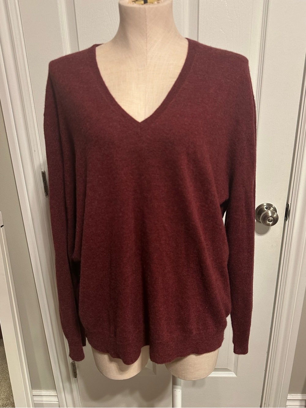 Polo by Ralph Lauren V-Neck Sweater in Deep Wine - Cashmere